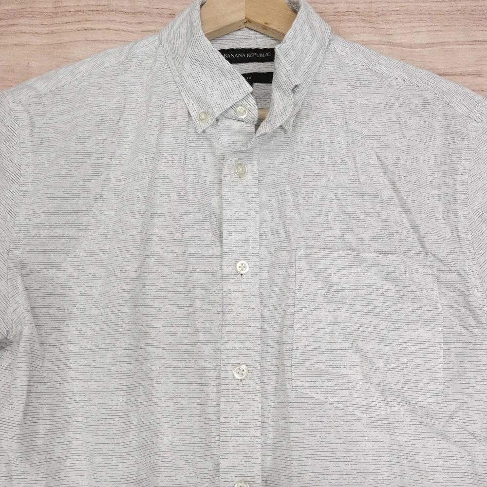 Banana Republic Shirt Mens S Striped Short Sleeve Button-Up Slim Fit